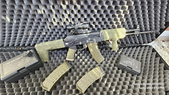 89702705-fd5b-42dd-be07-1fce5bd2c9f3