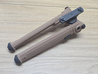 Repro Magpul bipod M-LOK_1