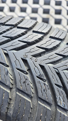 8b02f495e458ec1db316e10874152af185f87b19