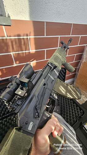 1f904096-259d-43ef-9525-1e1bc47b31de